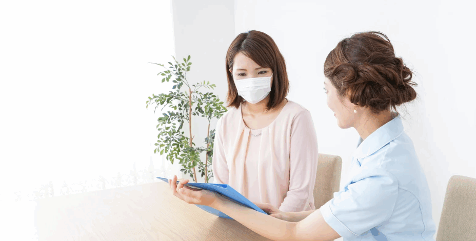 腋臭症(ワキガ)は女性に多い？生理や出産との関係、治療方法を解説